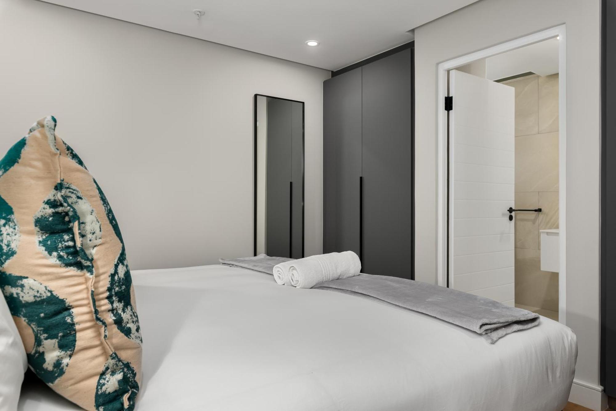 The Avant Luxury Apartments Fokváros Kültér fotó